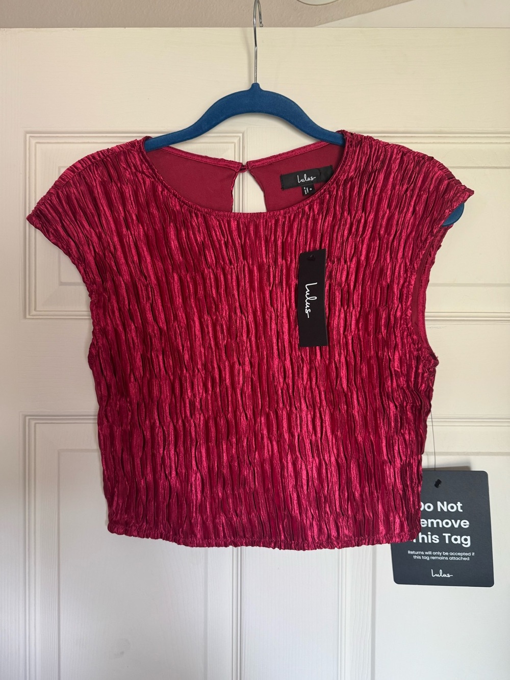 Lulu's Red Textured Cap-Sleeve Crop Top